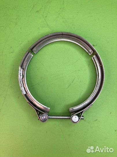 Хомут глушителя d127 \Scania P/R-Series 040458