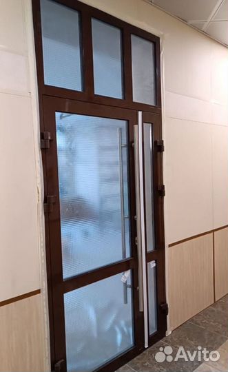 Двери входные пластиковые