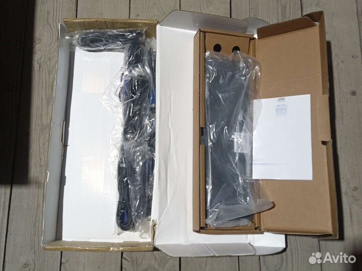 Консоль в стойку 19 юнитов, диагональ 17 дюймов