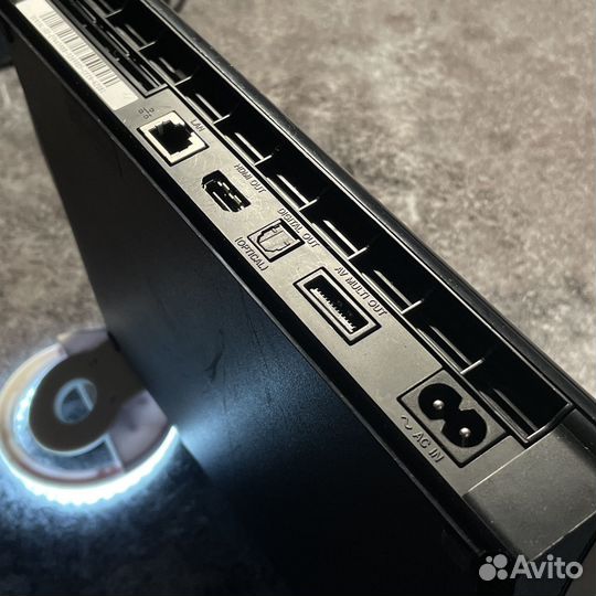 Sony playstation 3 super slim
