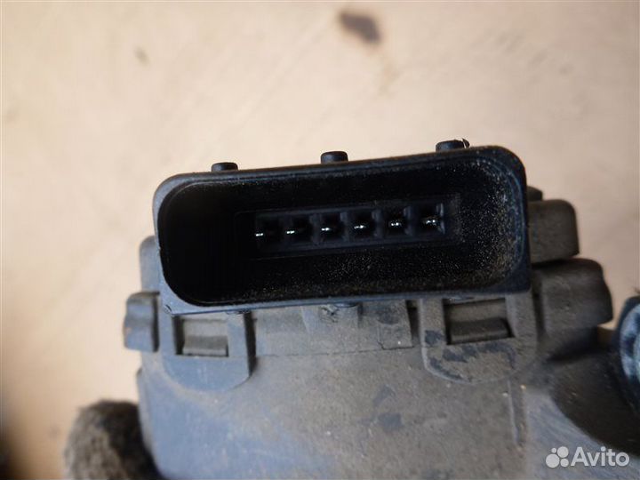 Педаль газа Nissan Primera P12 QR20 2003