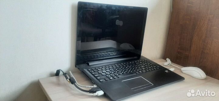 Ноутбук lenovo