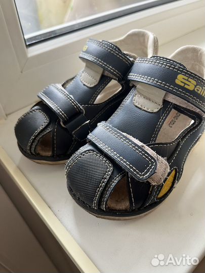 Сандали 25