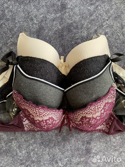 Бюстгалтеры