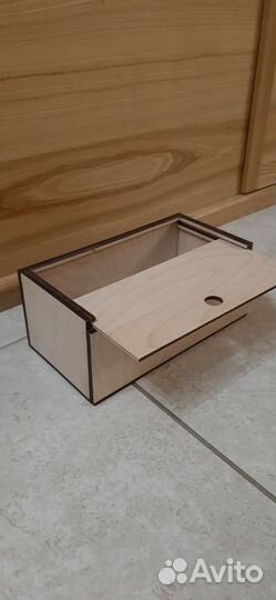 Коробка подарочная из фанеры