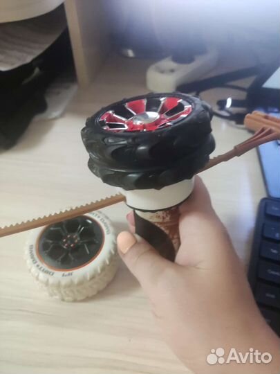 Колесо с пусковым механизмом