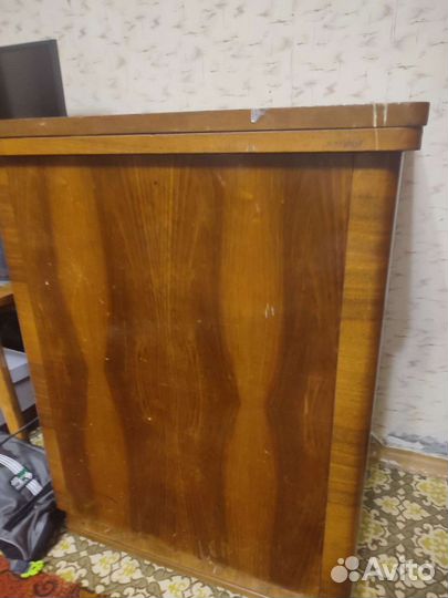 Швейная машина LADA