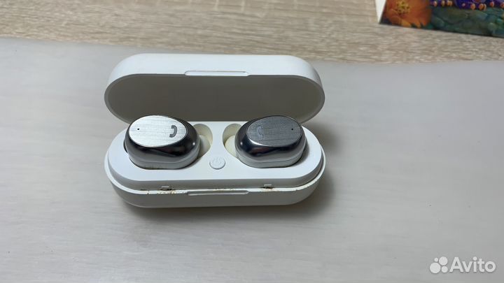 Беспроводные наушники elari NanoPods