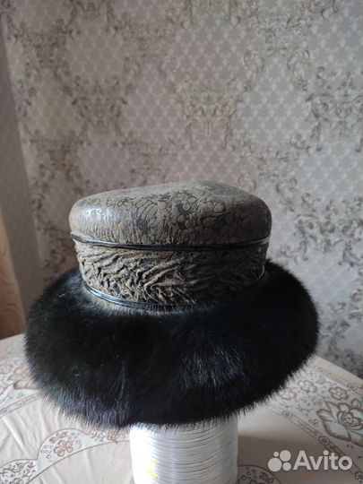 Шляпа женская зимняя