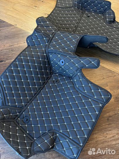 Комплект ковриков для автомобиля