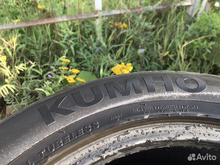 Kumho Ecsta HS51 205/55 R16