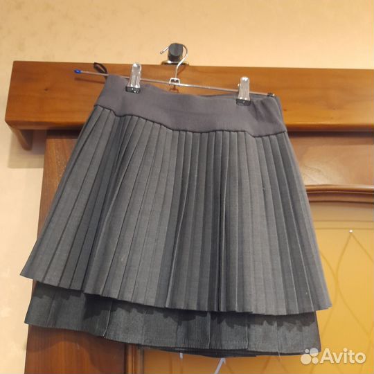 Школьная форма серого цвета. Размер 128