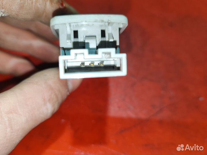 Плафон салонный Volkswagen Golf 4 хетчбек 1.4 2002