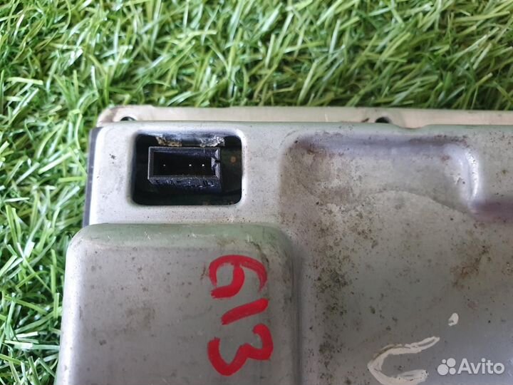 Блок розжига ксенона передний Volkswagen Touareg