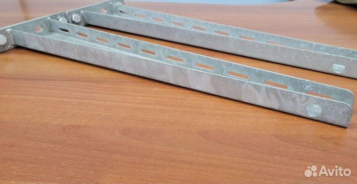 Полка настенная навесная