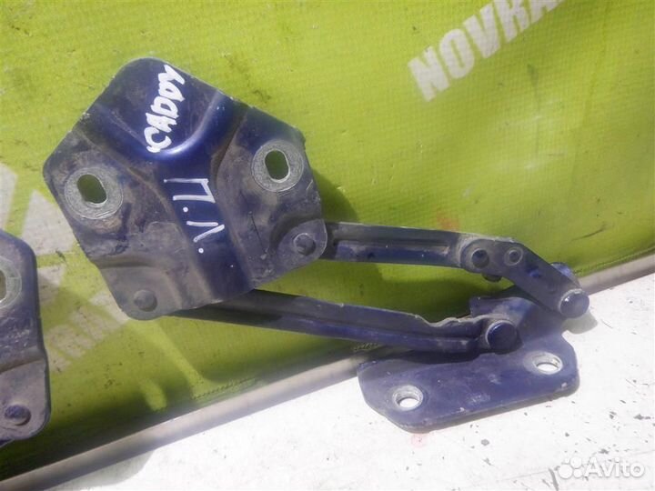 Петля капота Фольксваген Кадди Кэдди 3