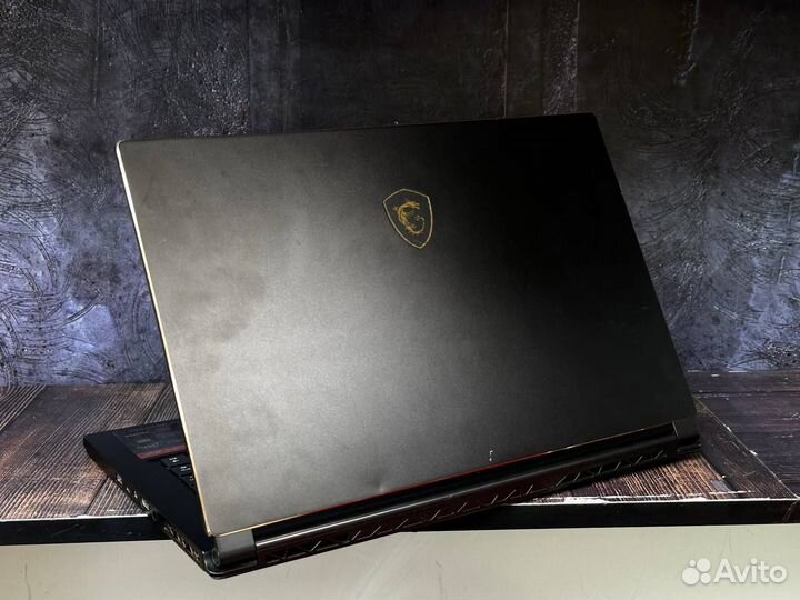 Ноутбук MSI Stealth 85F