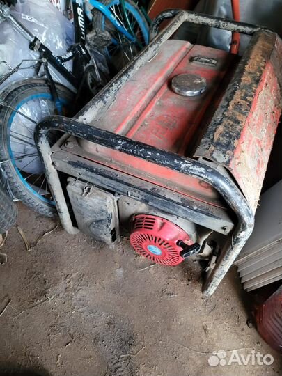 Бензогенератор бу