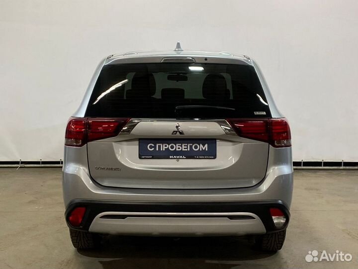 Mitsubishi Outlander 2.0 CVT, 2020, 61 181 км