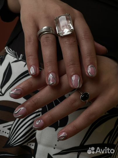 Маникюр педикюр