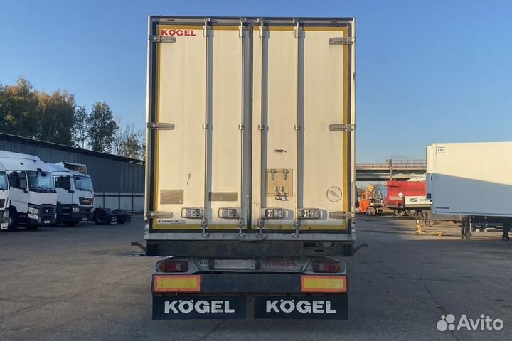 Полуприцеп рефрижератор Kogel SV24, 2011