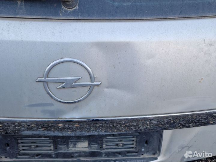 Крышка багажника Опель Астра H универсал