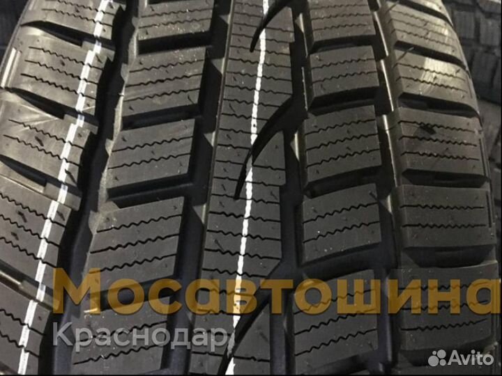 Windforce Snowblazer UHP 215/45 R17 91V
