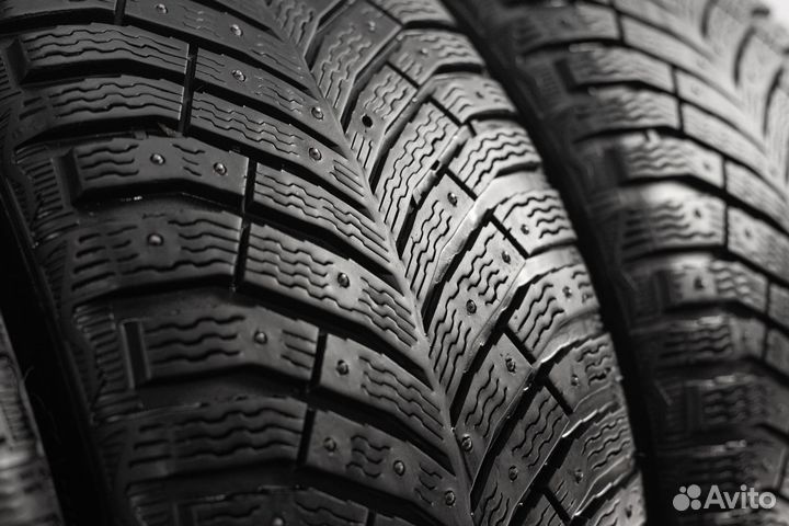 Michelin X-Ice North 4 245/50 R18 104T