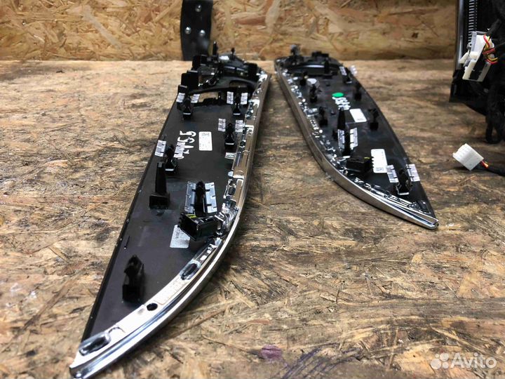 Консоль салона (кулисная часть) Mercedes GLC Coupe