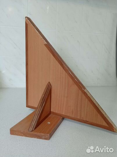 Полочка дерев.угловая