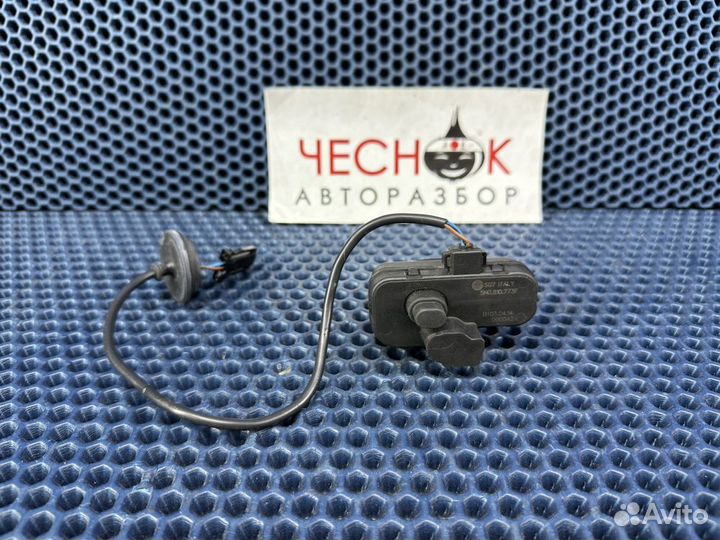 Моторчик лючка бензобака VW Tiguan/Тигуан