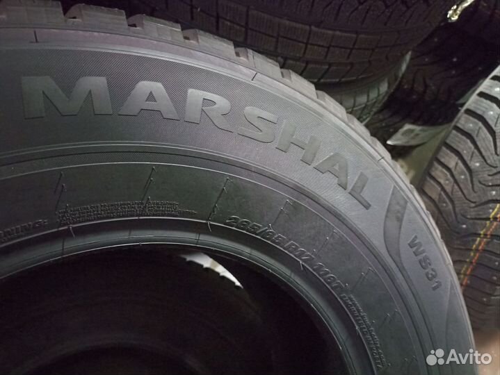 Marshal WinterCraft Ice WI31 225/55 R17 98T