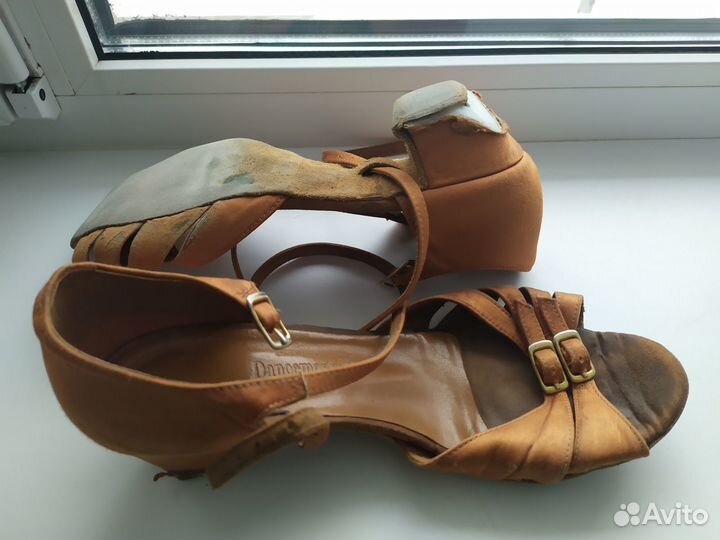 Туфли для бальных танцев