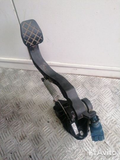 Педаль сцепления Skoda Fabia 5J 1.2 CHF 2011