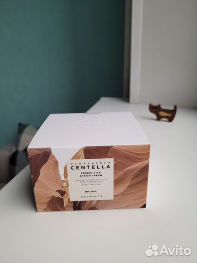 Крем skin1004 Madagascar Centella Probio-Cica Enri
