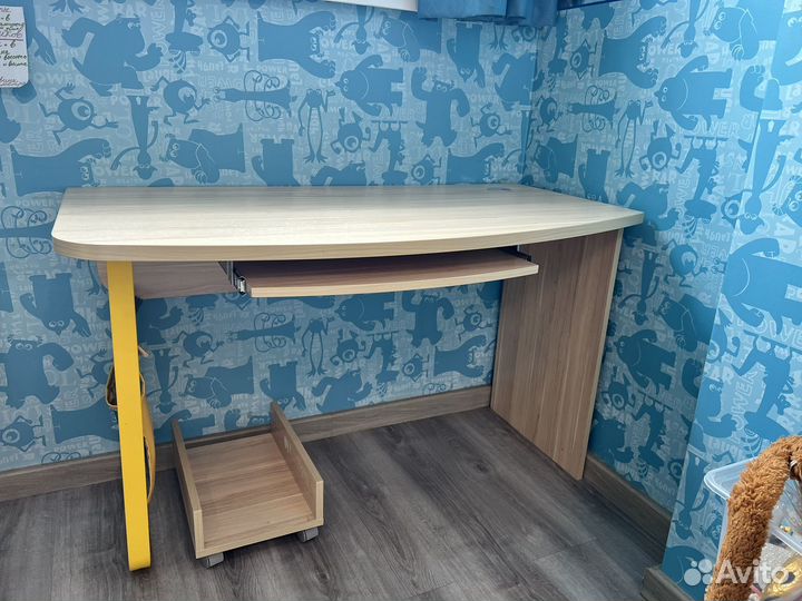 Мебель в детскую бу