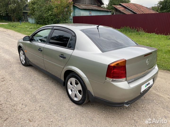 Opel Vectra 1.8 МТ, 2003, 400 000 км