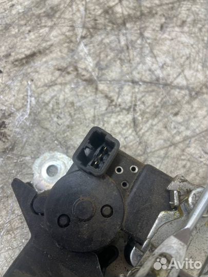 Замок багажника Hyundаi Elаntrа HD 4