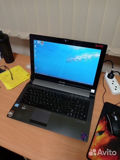 Ноутбук asus
