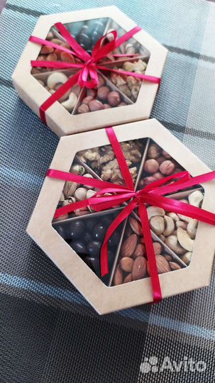 Подарки