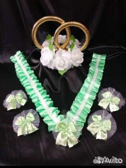 Свадебные украшения на машину