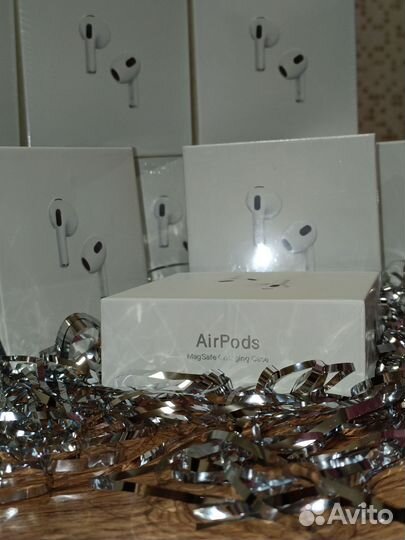 Идеальный подарок на Новый год AirPods 3