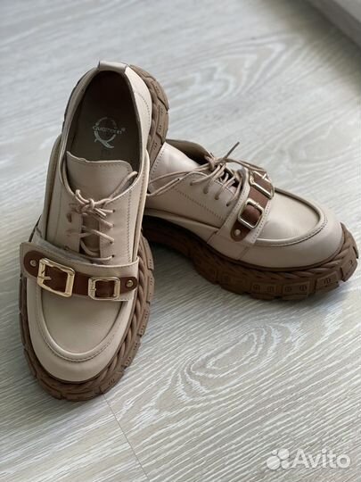 Ботинки женские 40