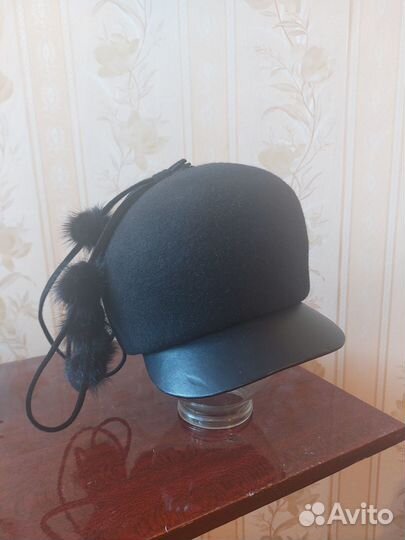 Шляпа фетровая женская
