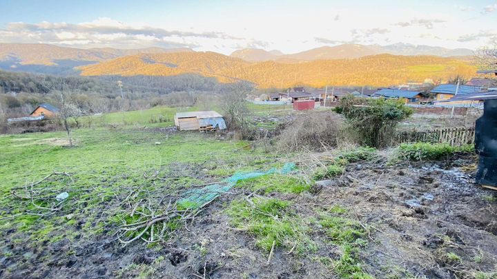 Участок 5 сот. (ИЖС)