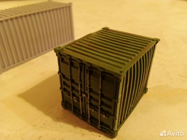 Контейнер 10 и 20 футов масштаб 1/87