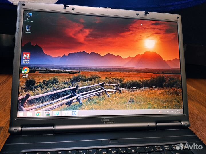 Ноутбук Fujitsu-Siemens esprimo Mobile V5535