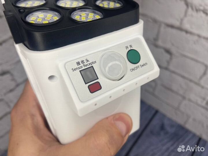 Уличный фонарь с датчиком движения (муляж камеры)