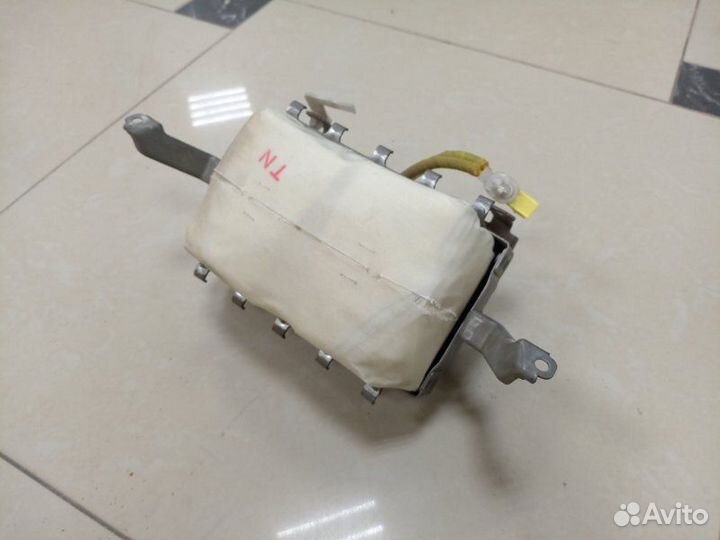 Подушка безопасности пассажира Lexus Ls460 USF40