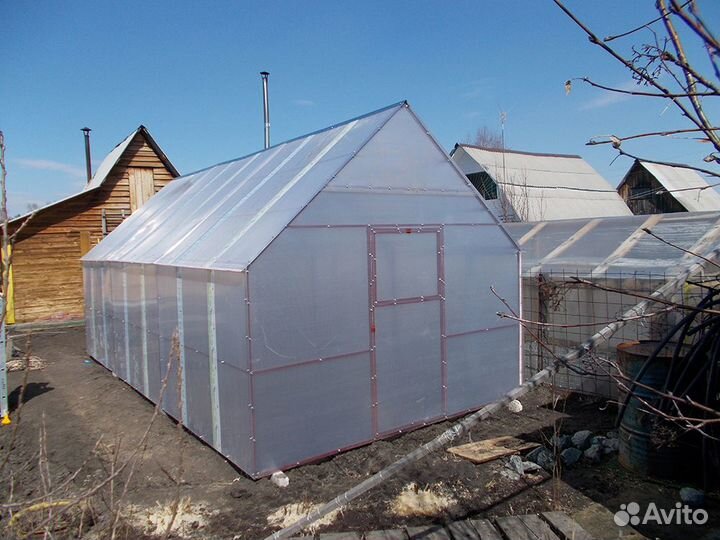 Теплица домик